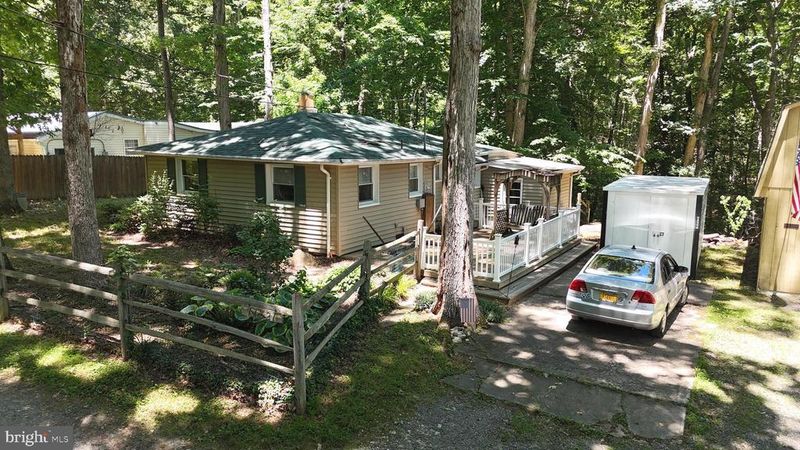 11821 Mandy Ln, Manassas, VA 20112