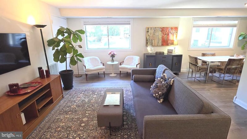 3355 University Blvd W #2, Kensington, MD 20895