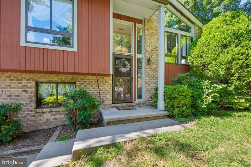 7004 Fox Chase Rd, New Market, MD 21774