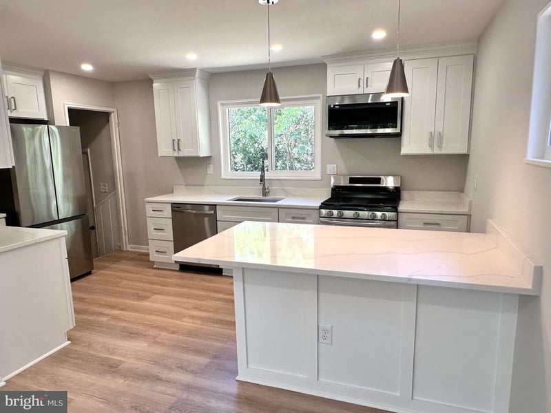 322 N Gordon St, Alexandria, VA 22304