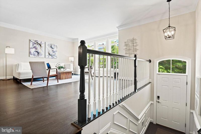 2929 Chesham St, Fairfax, VA 22031