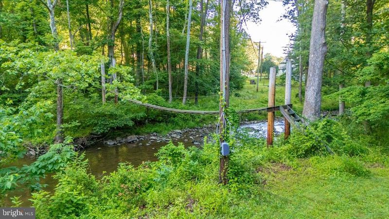 11213 Wolfsville Rd, Myersville, MD 21773