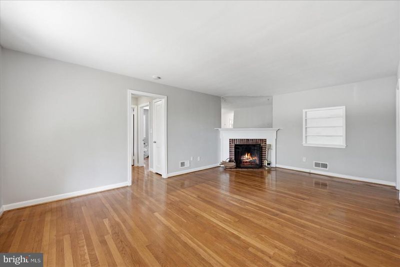 3112 Groveton St, Alexandria, VA 22306