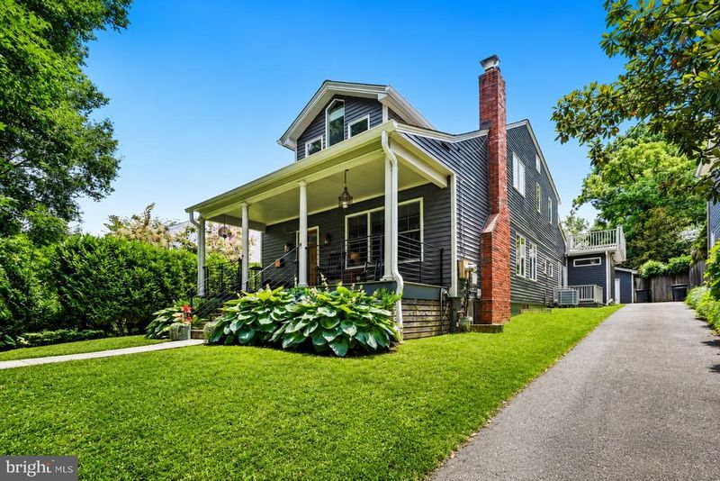 3504 Turner Ln, Chevy Chase, MD 20815