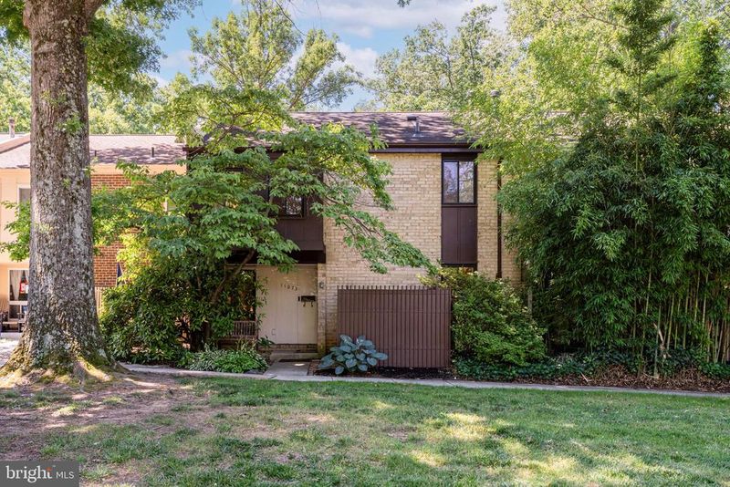 11073 Saffold Way, Reston, VA 20190