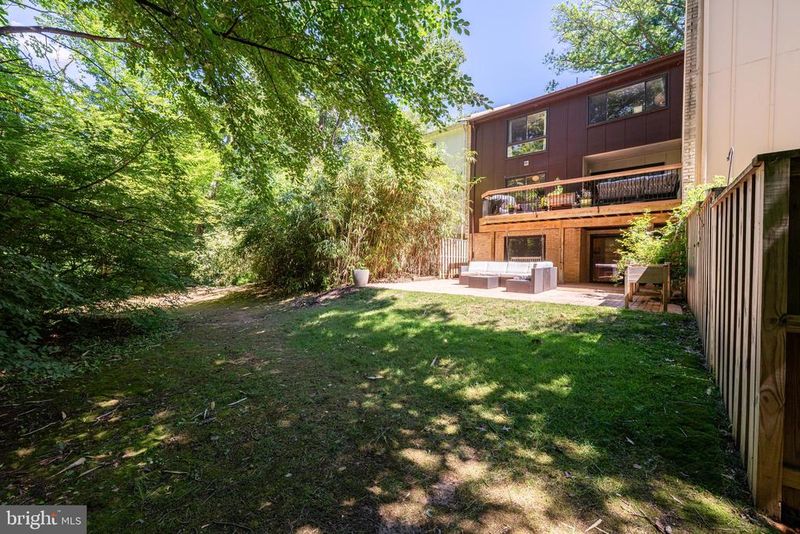 11073 Saffold Way, Reston, VA 20190
