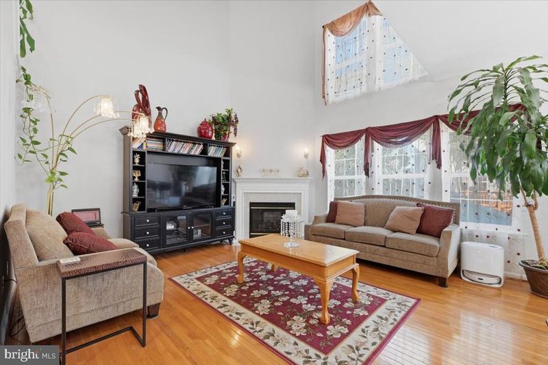 14204 Forbes Pl, Gainesville, VA 20155