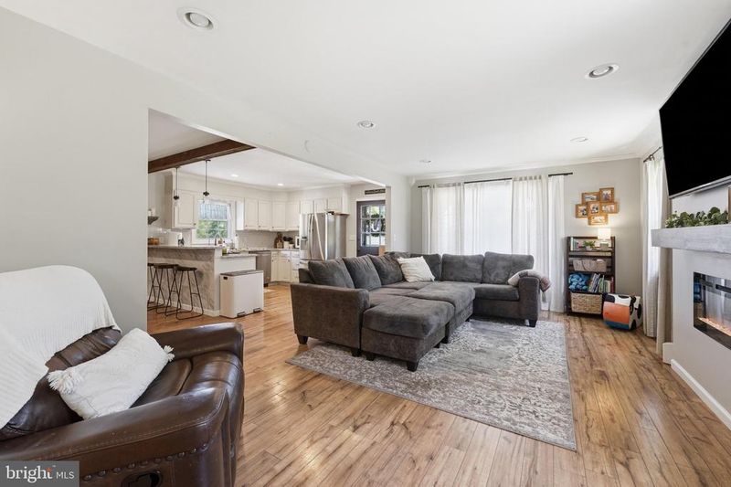 11139 Old Frederick Rd, Thurmont, MD 21788