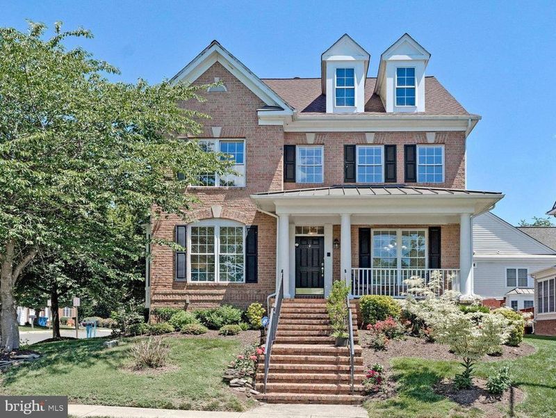 2819 Morada Ct, Vienna, VA 22180