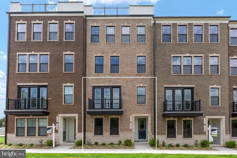 20878 Murry Falls Ter, Ashburn, VA 20147