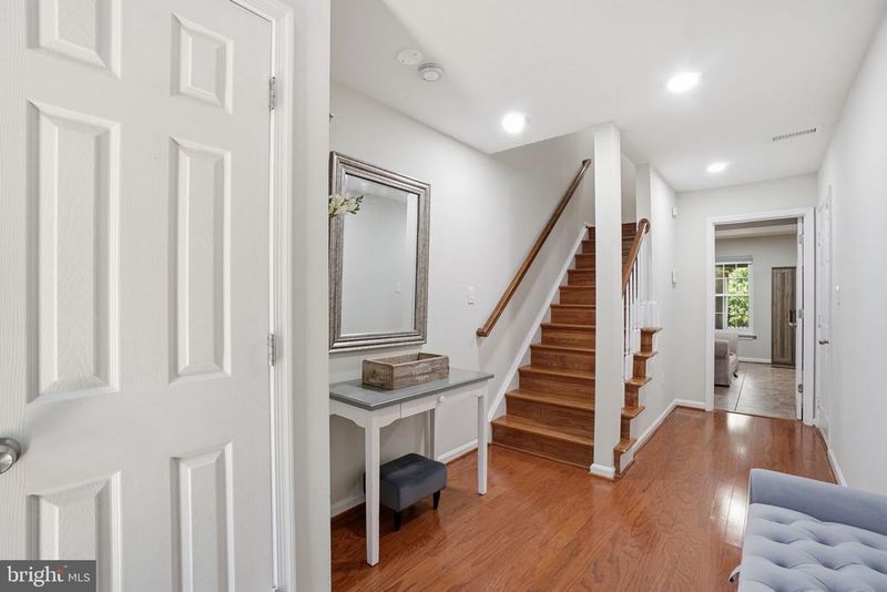 43514 Greenwich Sq, Ashburn, VA 20147