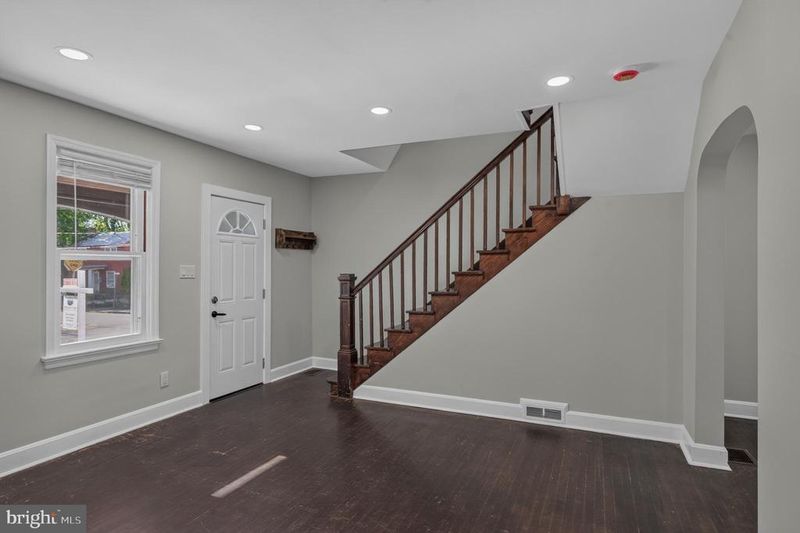 620 N Maple Ave, Brunswick, MD 21716