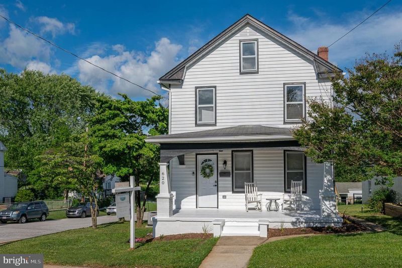 620 N Maple Ave, Brunswick, MD 21716