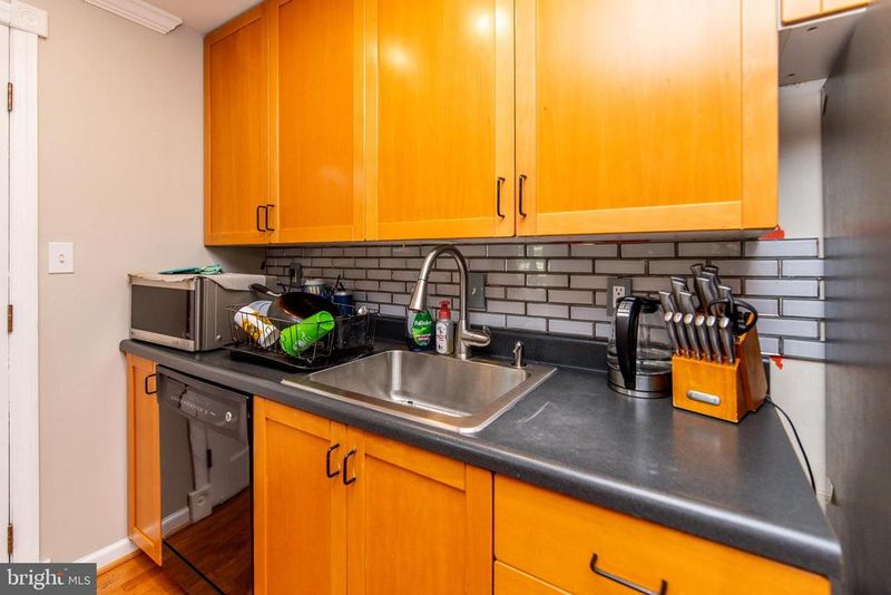 15613 Wembrough St, Silver Spring, MD 20905