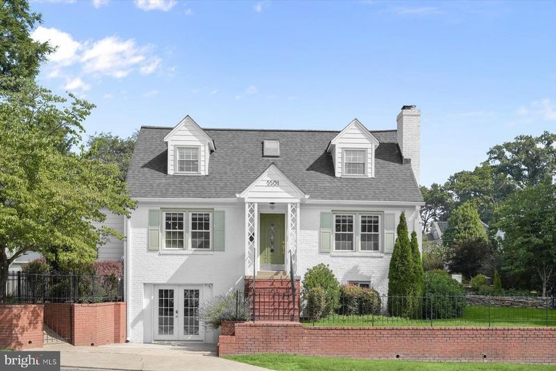 5501 11th St N, Arlington, VA 22205