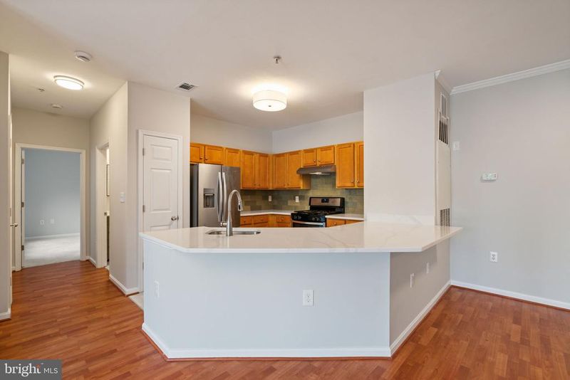 13357 Connor Dr #F, Centreville, VA 20120