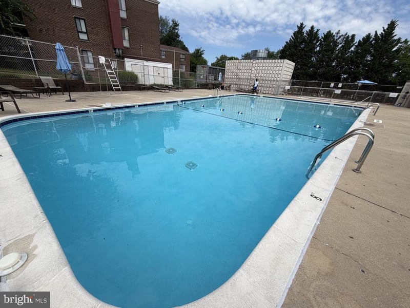 3216 Spartan Rd #40, Olney, MD 20832