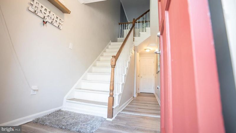 40 Victoria Sq, Frederick, MD 21702