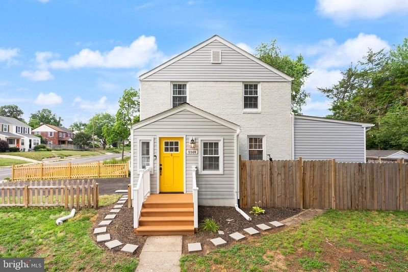 5940 Edgehill Dr, Alexandria, VA 22303