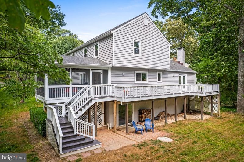 302 Wood Shadows Ct, Millersville, MD 21108