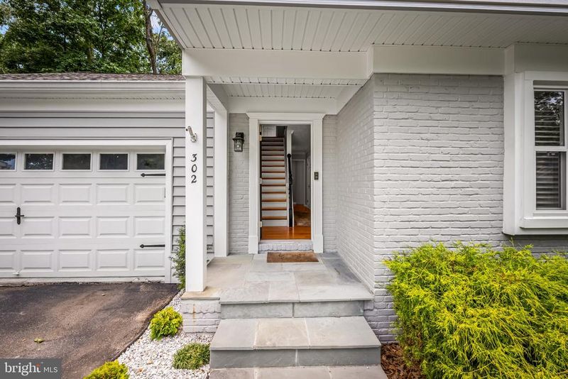 302 Wood Shadows Ct, Millersville, MD 21108