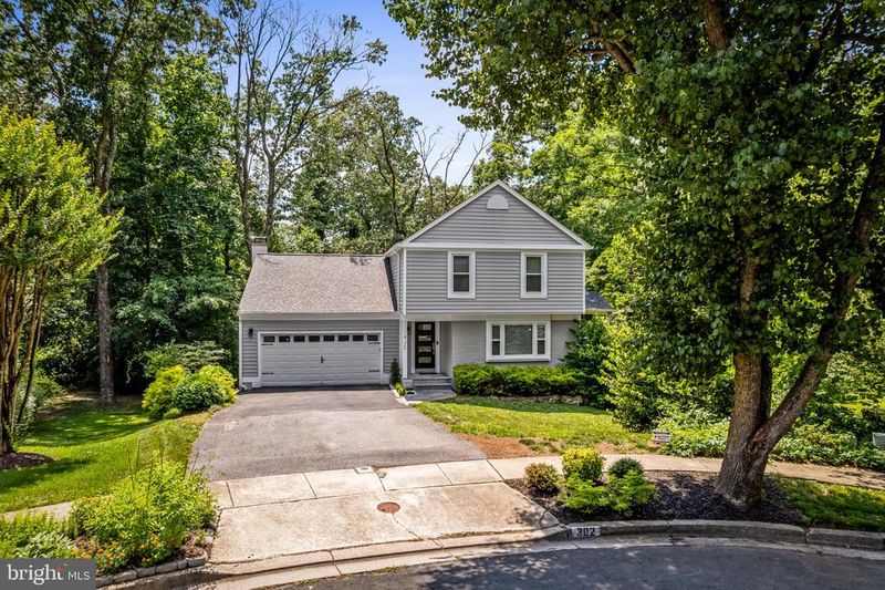 302 Wood Shadows Ct, Millersville, MD 21108