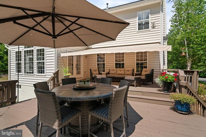 335 Gentle Breeze Cir, Fredericksburg, VA 22406