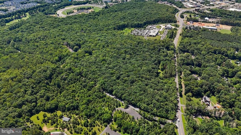 5214 Davis Ford Rd, Woodbridge, VA 22192