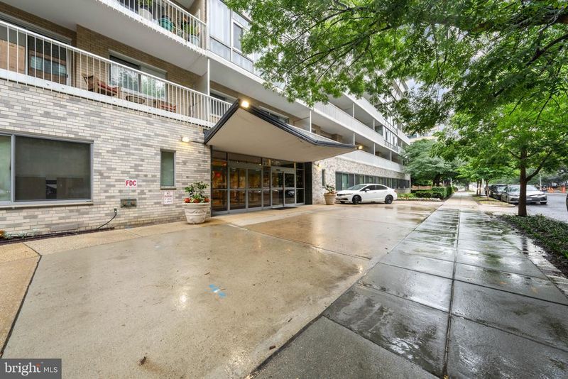 730 24th St NW #312, Washington, DC 20037