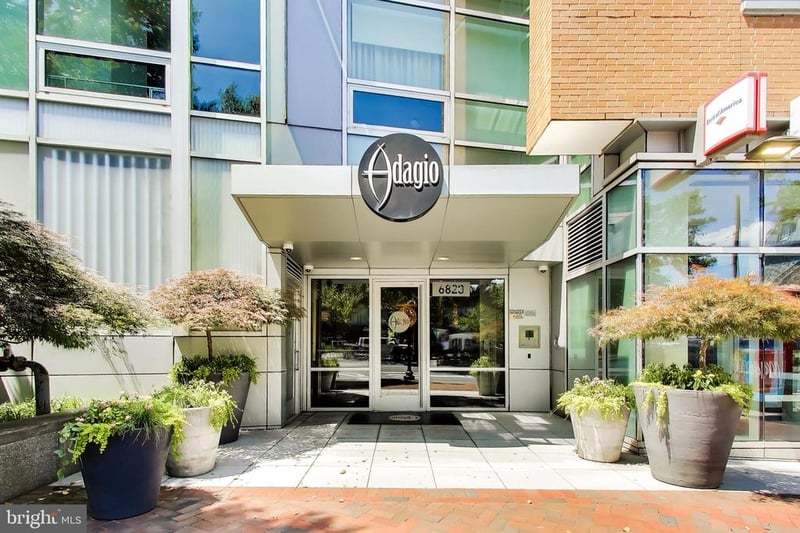 6820 Wisconsin Ave #5007, Bethesda, MD 20815
