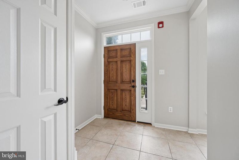 6510 Daytona Ct #204, Frederick, MD 21703