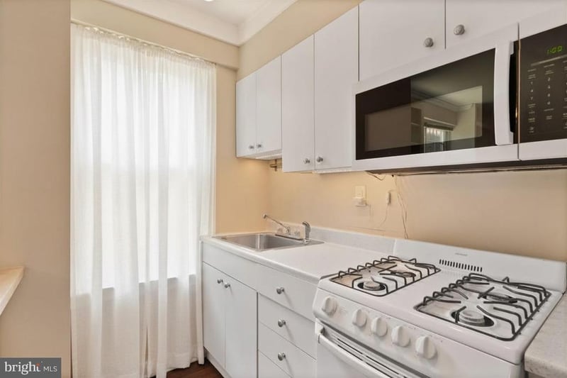 2130 N St NW #107, Washington, DC 20037