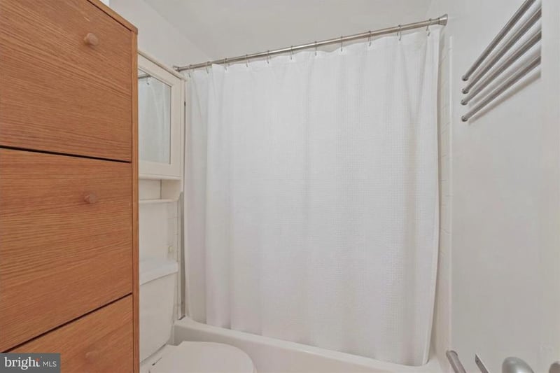 2130 N St NW #107, Washington, DC 20037