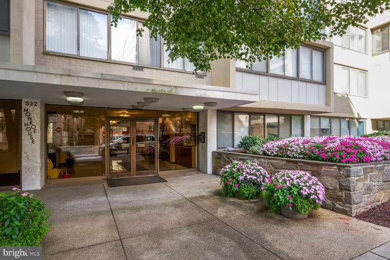 522 21st St NW #912, Washington, DC 20006