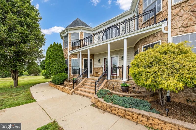 65 Equestrian Dr, Stafford, VA 22556