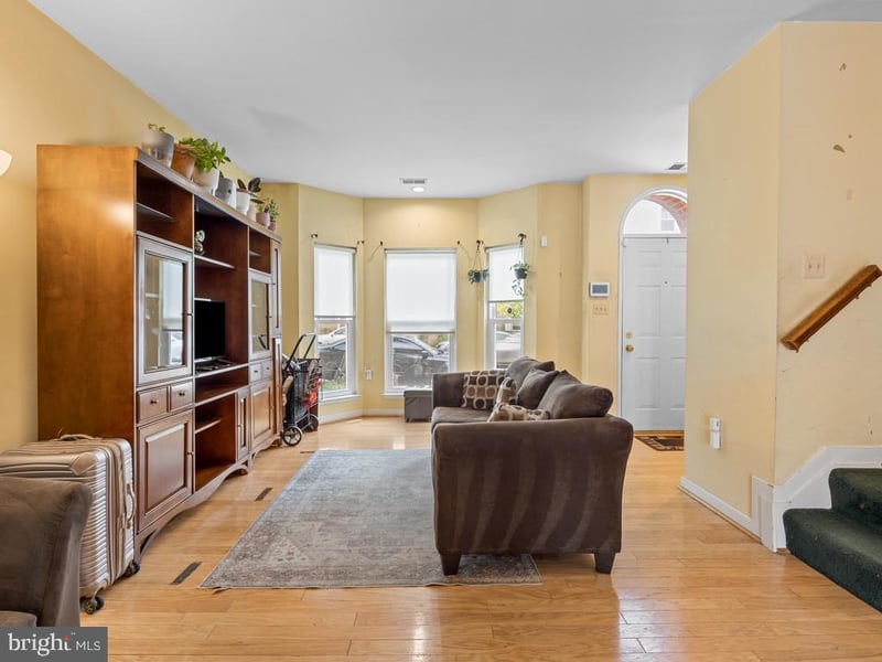3714 Roosevelt Pl NE, Washington, DC 20019