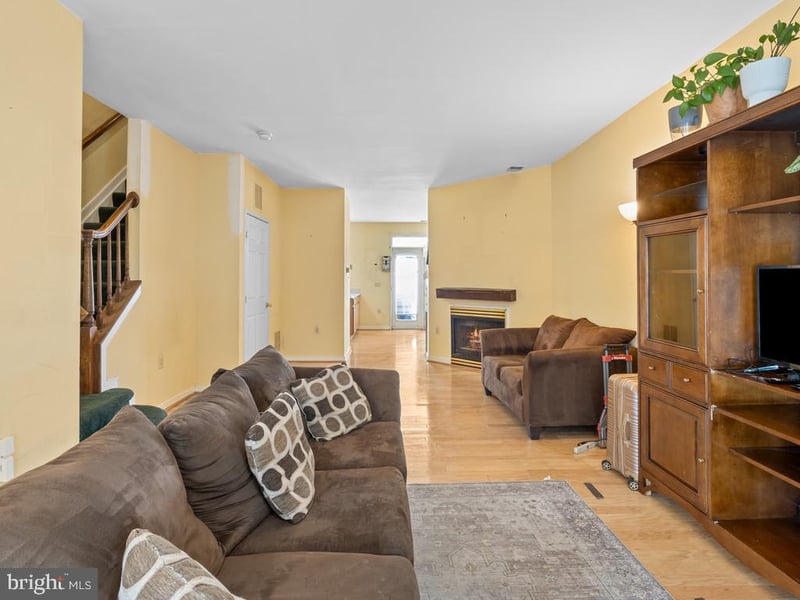 3714 Roosevelt Pl NE, Washington, DC 20019