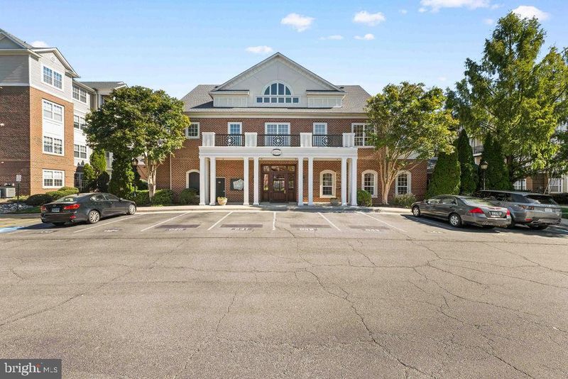 12957 Centre Park Cir #304, Herndon, VA 20171