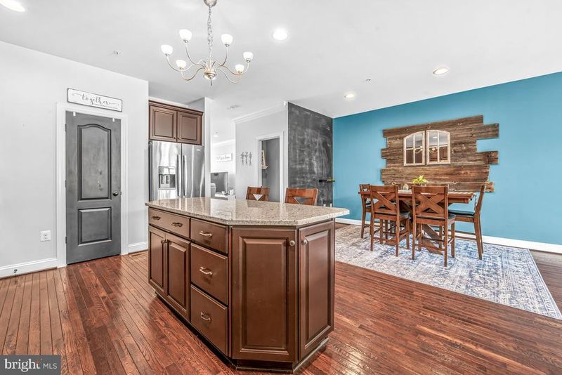 9653 Bothwell Ln, Frederick, MD 21704