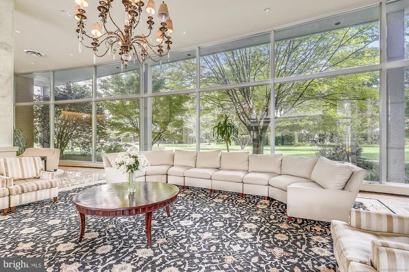 4201 Cathedral Ave NW #908E, Washington, DC 20016