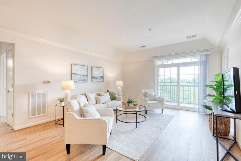 7305 Brookview Rd #308, Elkridge, MD 21075
