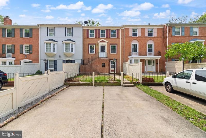4429 Longworthe Sq, Alexandria, VA 22309