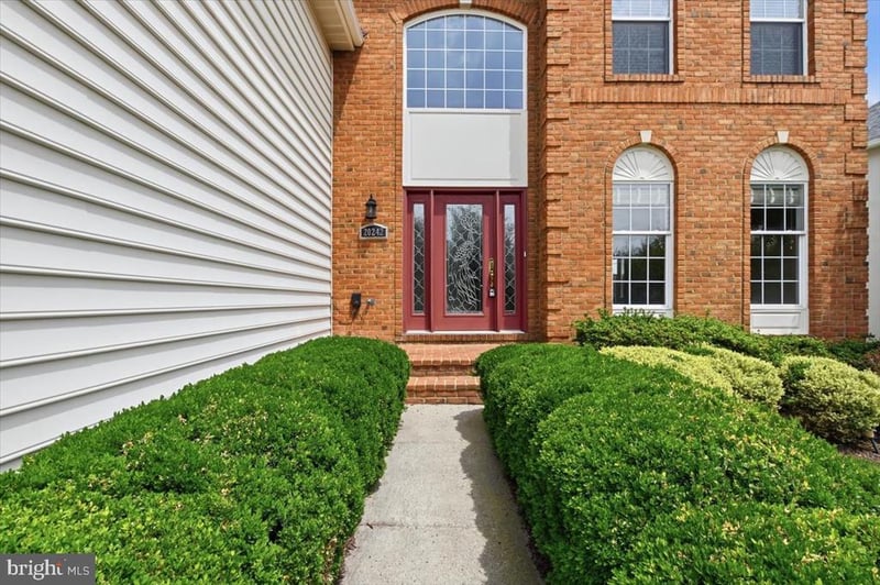 20242 Hidden Creek Ct, Ashburn, VA 20147