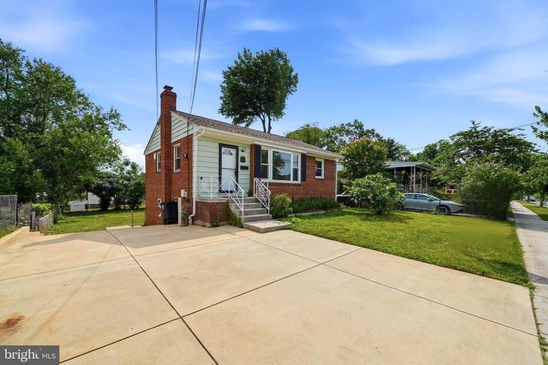 6618 Newport Rd, Hyattsville, MD 20784