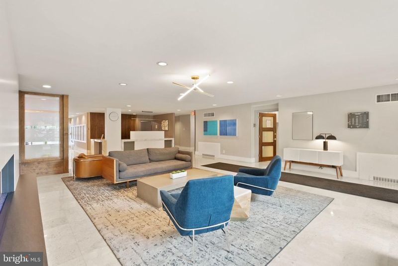 4977 Battery Ln #1-711, Bethesda, MD 20814