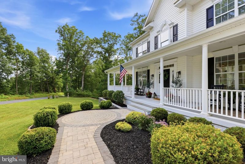 6492 Detrick Rd, Mount Airy, MD 21771
