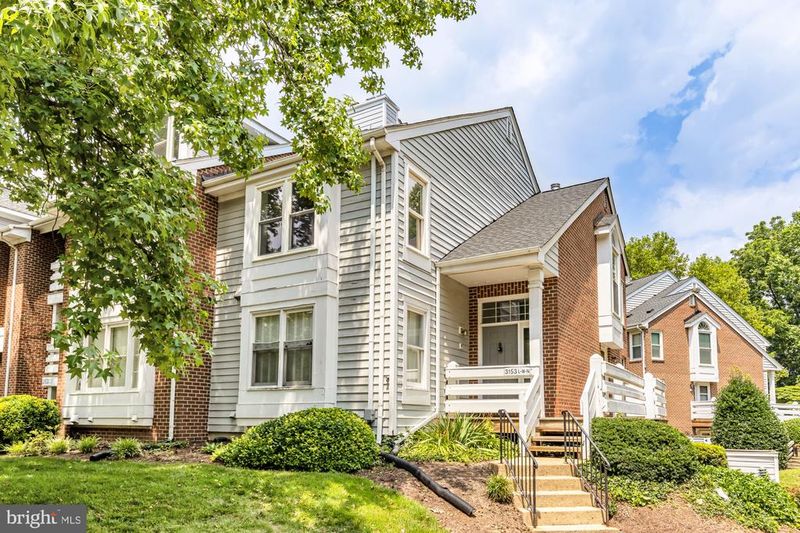 3153 Anchorway Ct, Falls Church, VA 22042