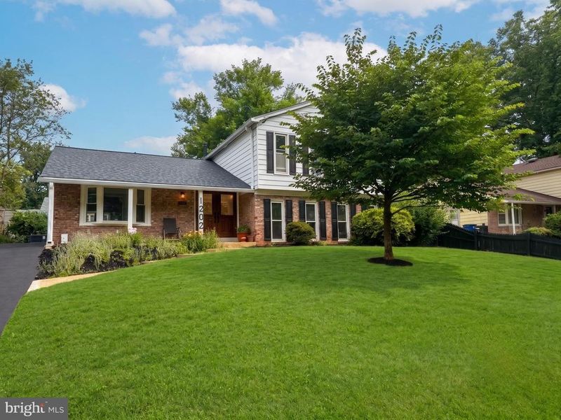 1202 Canyon Rd, Silver Spring, MD 20904