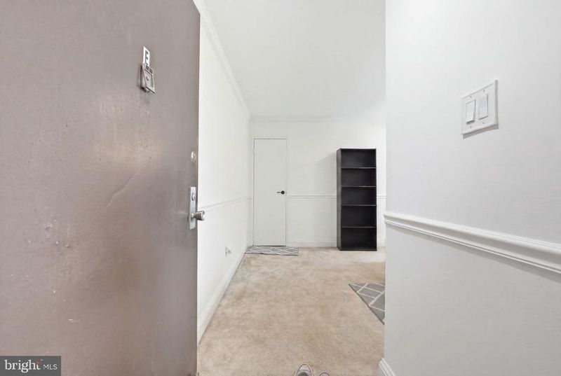 6141 Edsall Rd #E, Alexandria, VA 22304