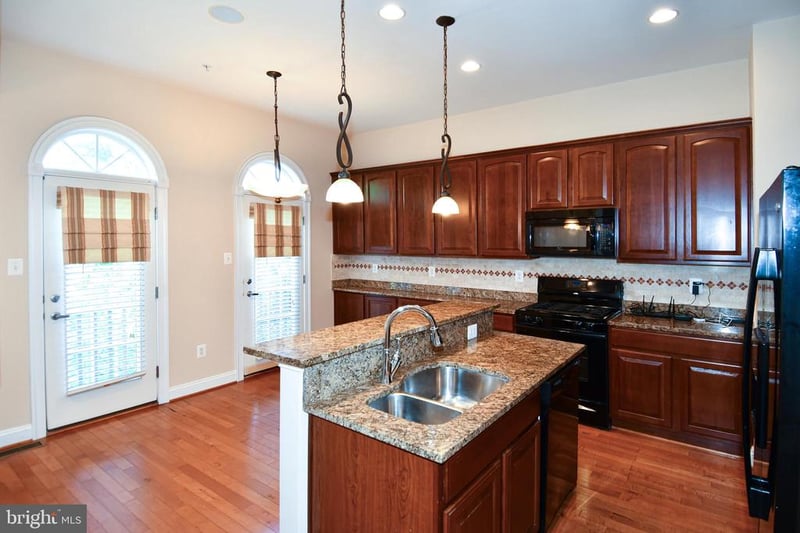 589 Cedar Spring St, Gaithersburg, MD 20877